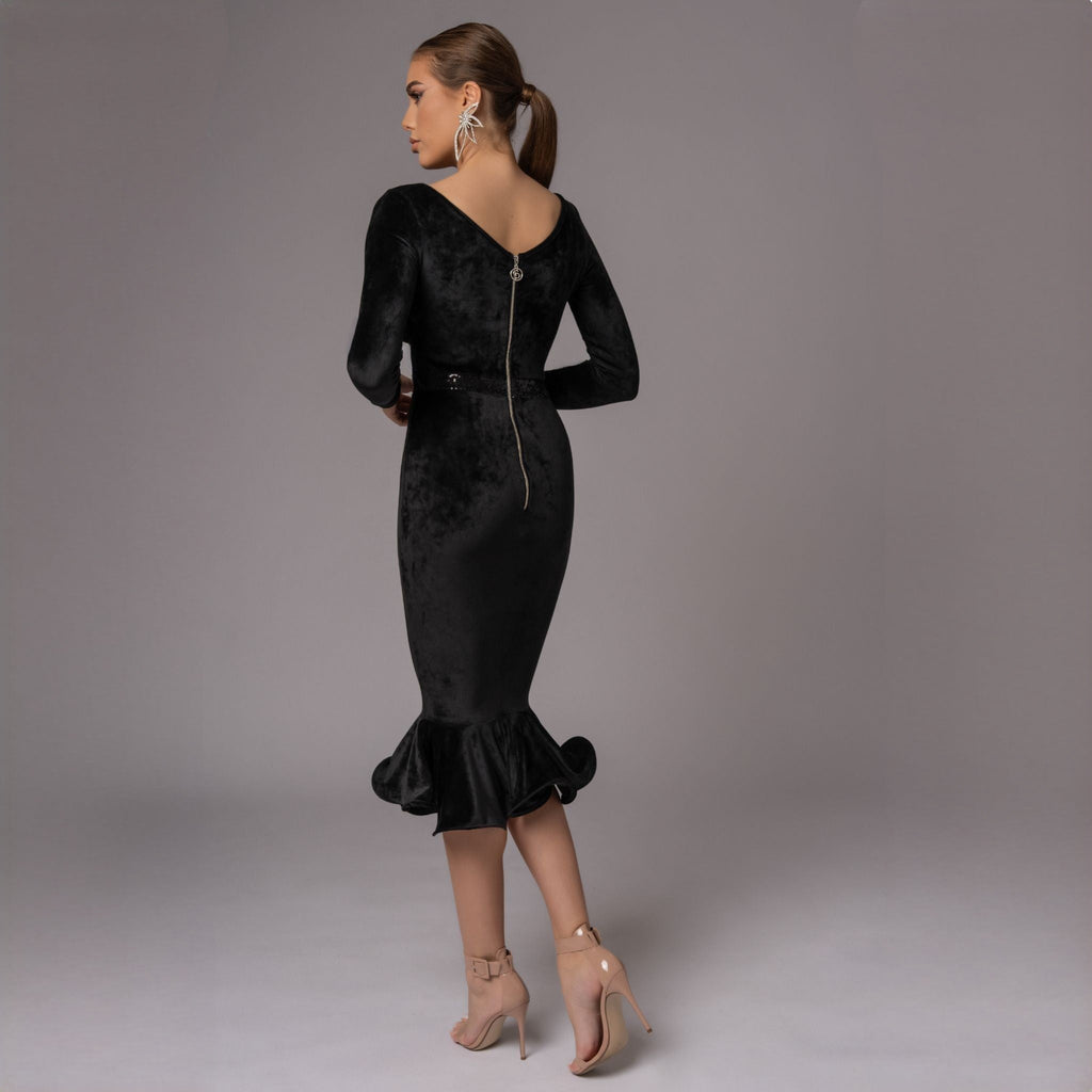 Rochie neagra din catifea cu volan Black Diamond