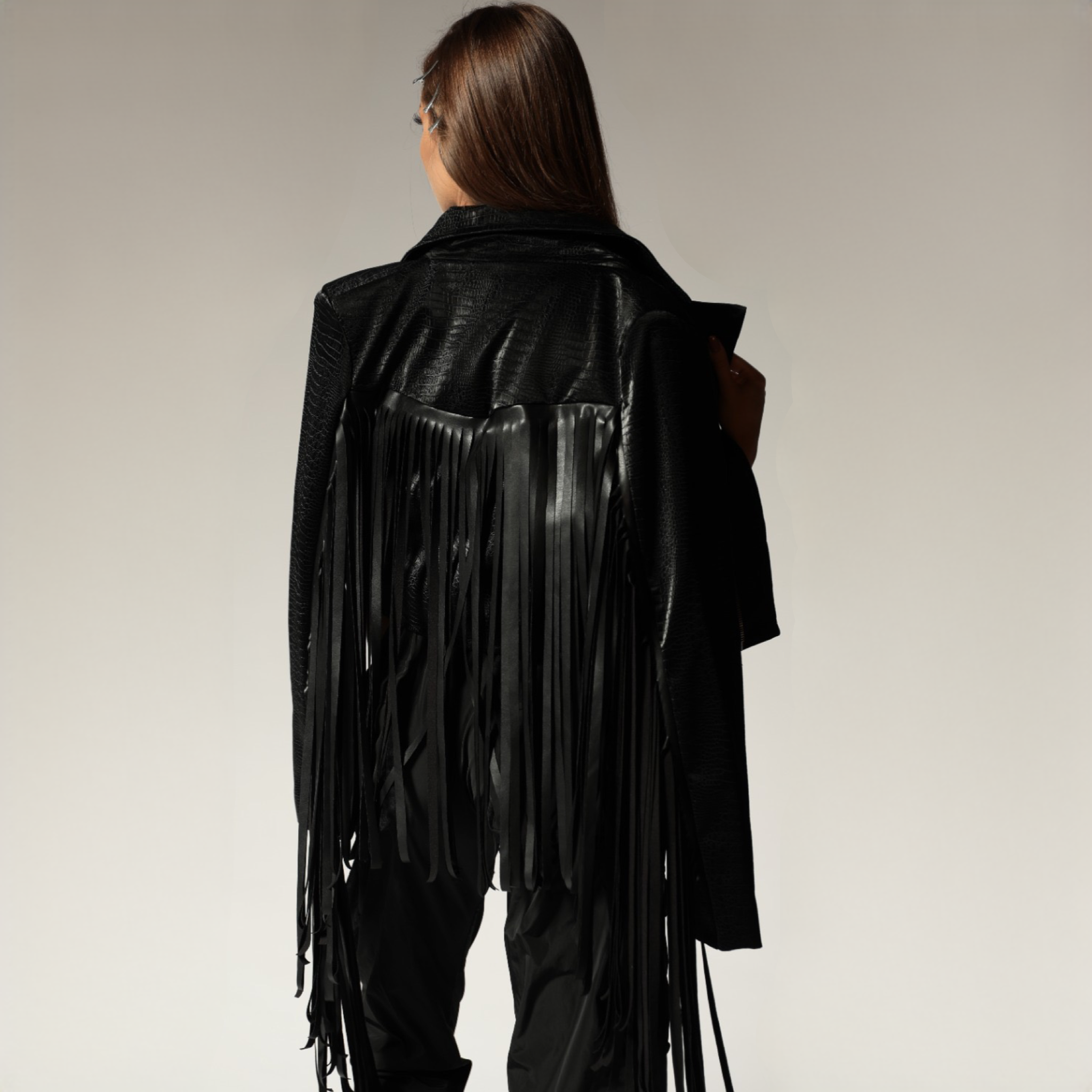 Geaca dama neagra din piele eco cu franjuri Wild West