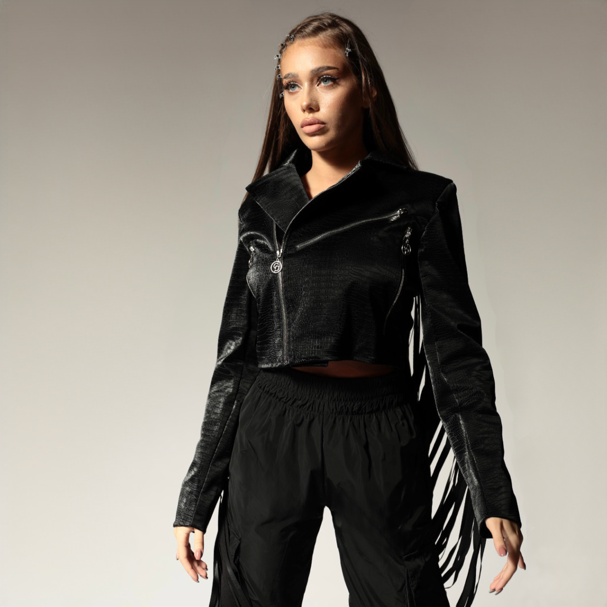 Geaca dama neagra din piele eco cu franjuri Wild West