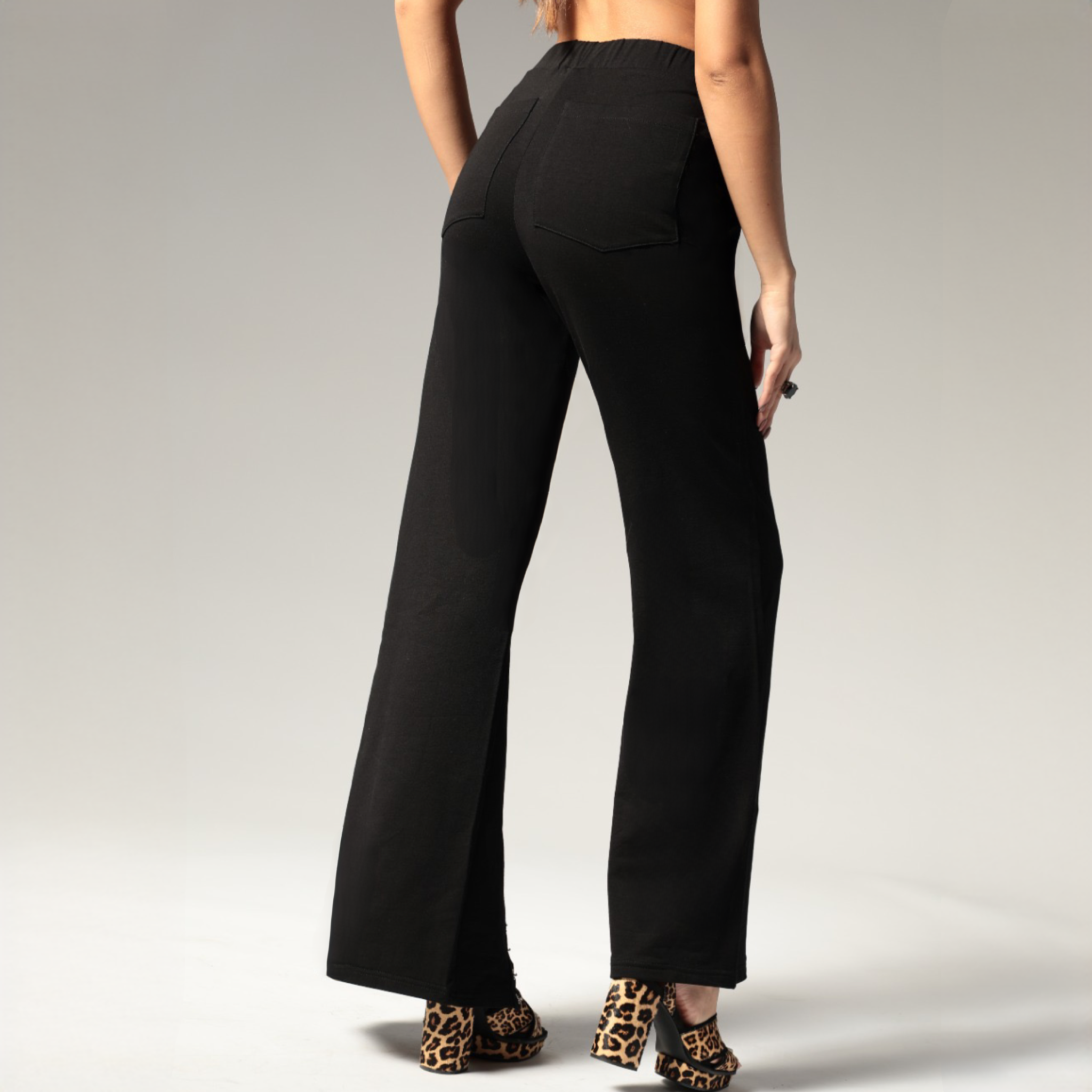 Trening dama negru cu copci metalice Walk of Fame