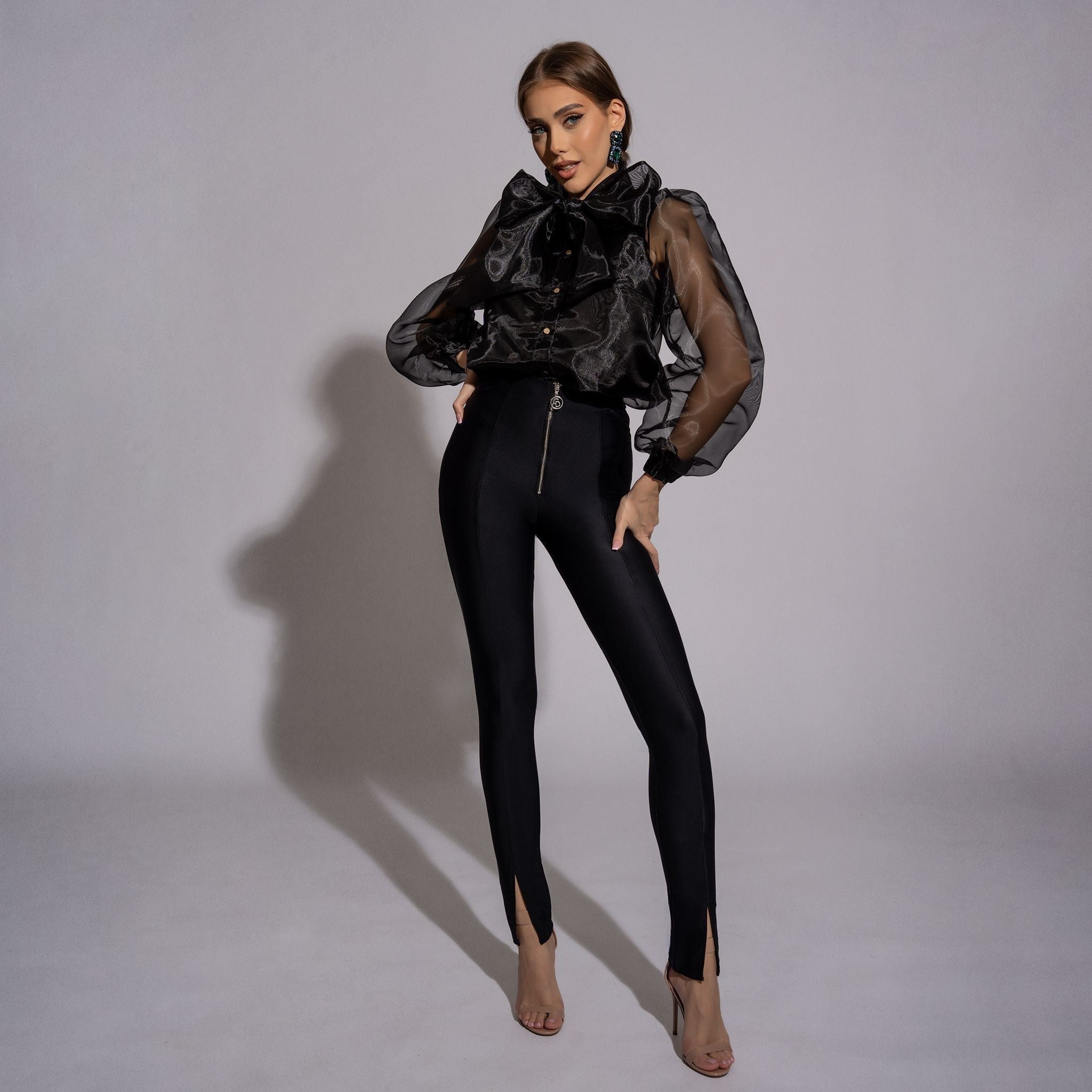 Camasa dama neagra din organza cu funda