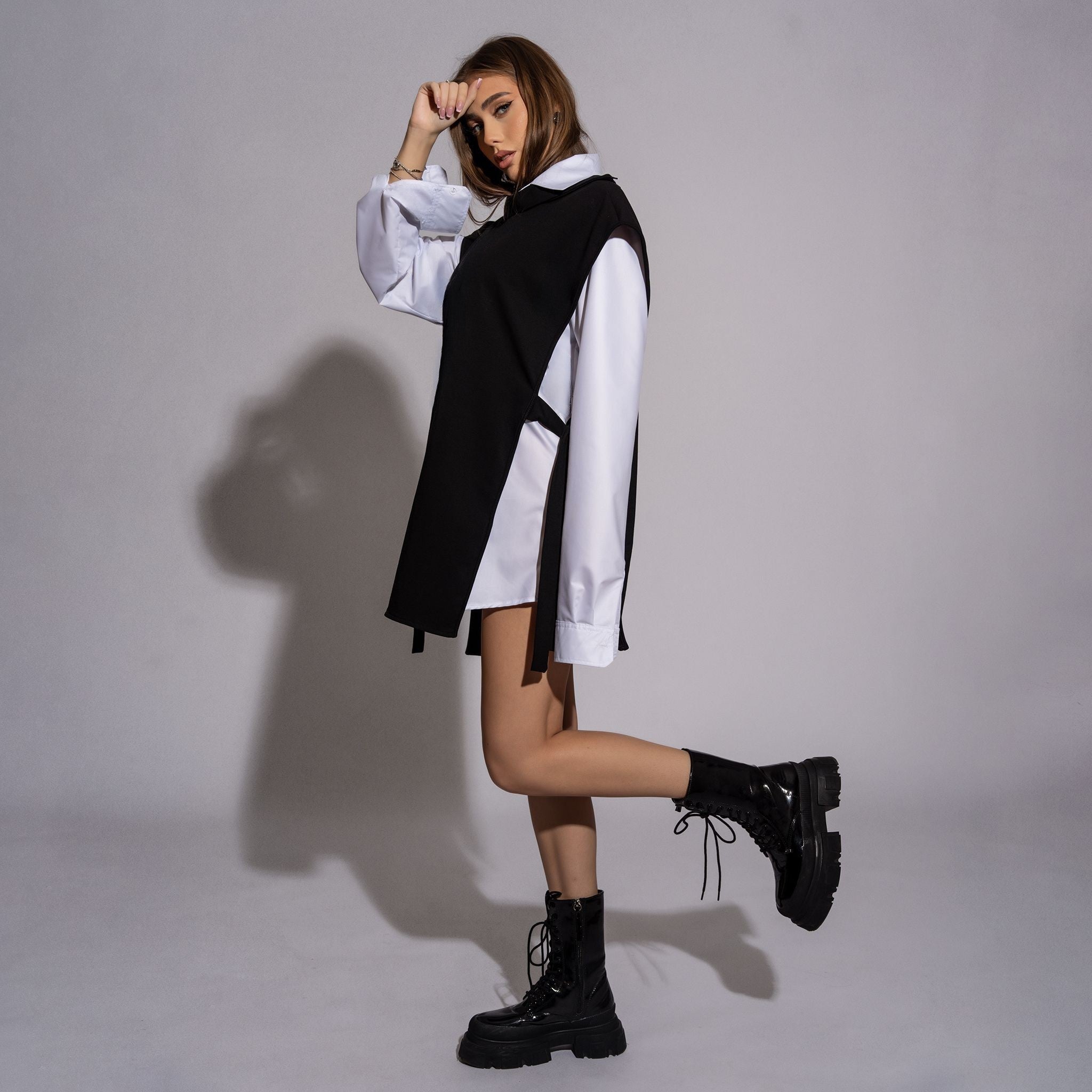 Compleu camasa boyfriend cu vesta alb negru British