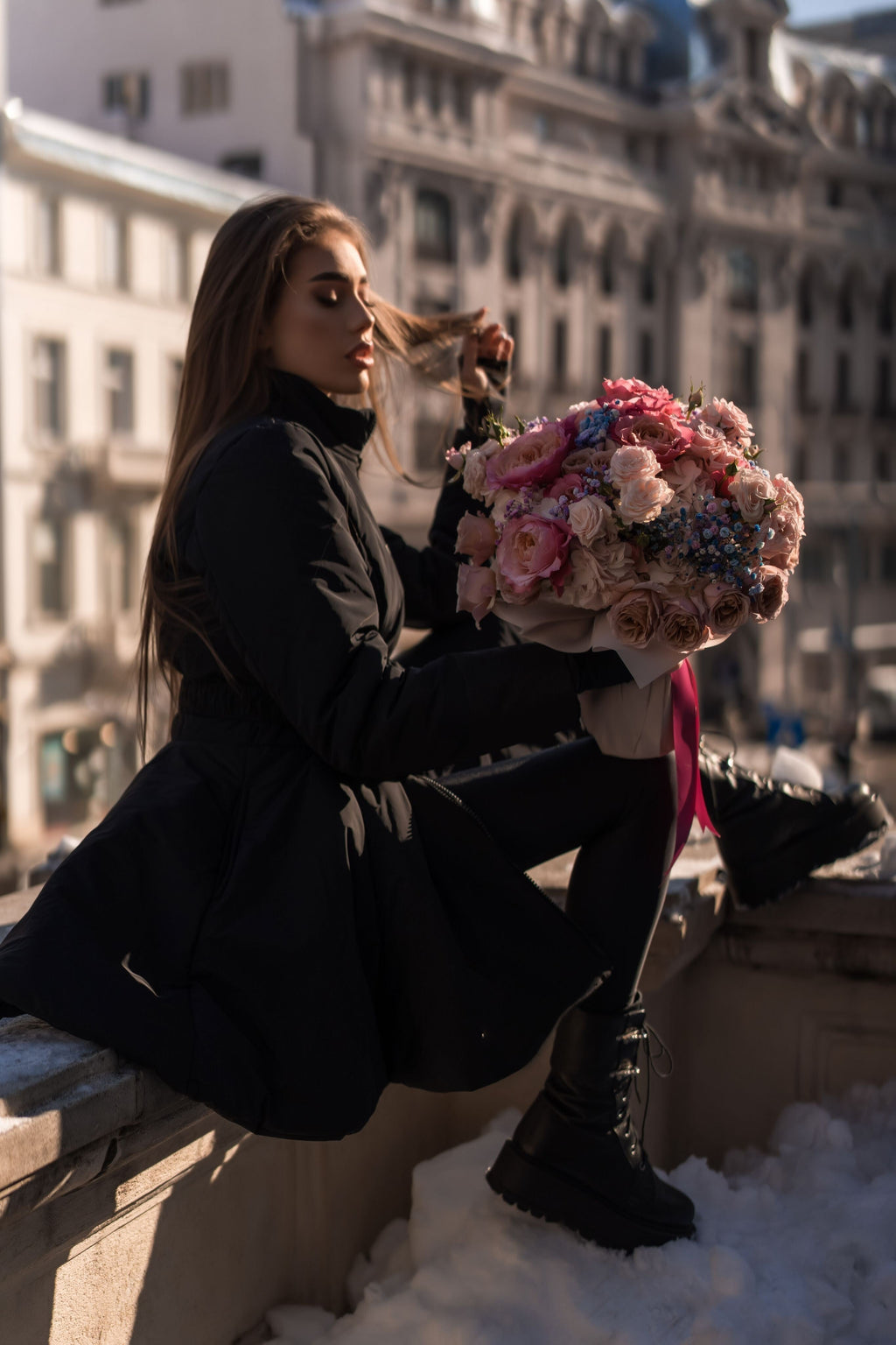 Geaca groasa de iarna neagra clos, din fas, cu funda in talie