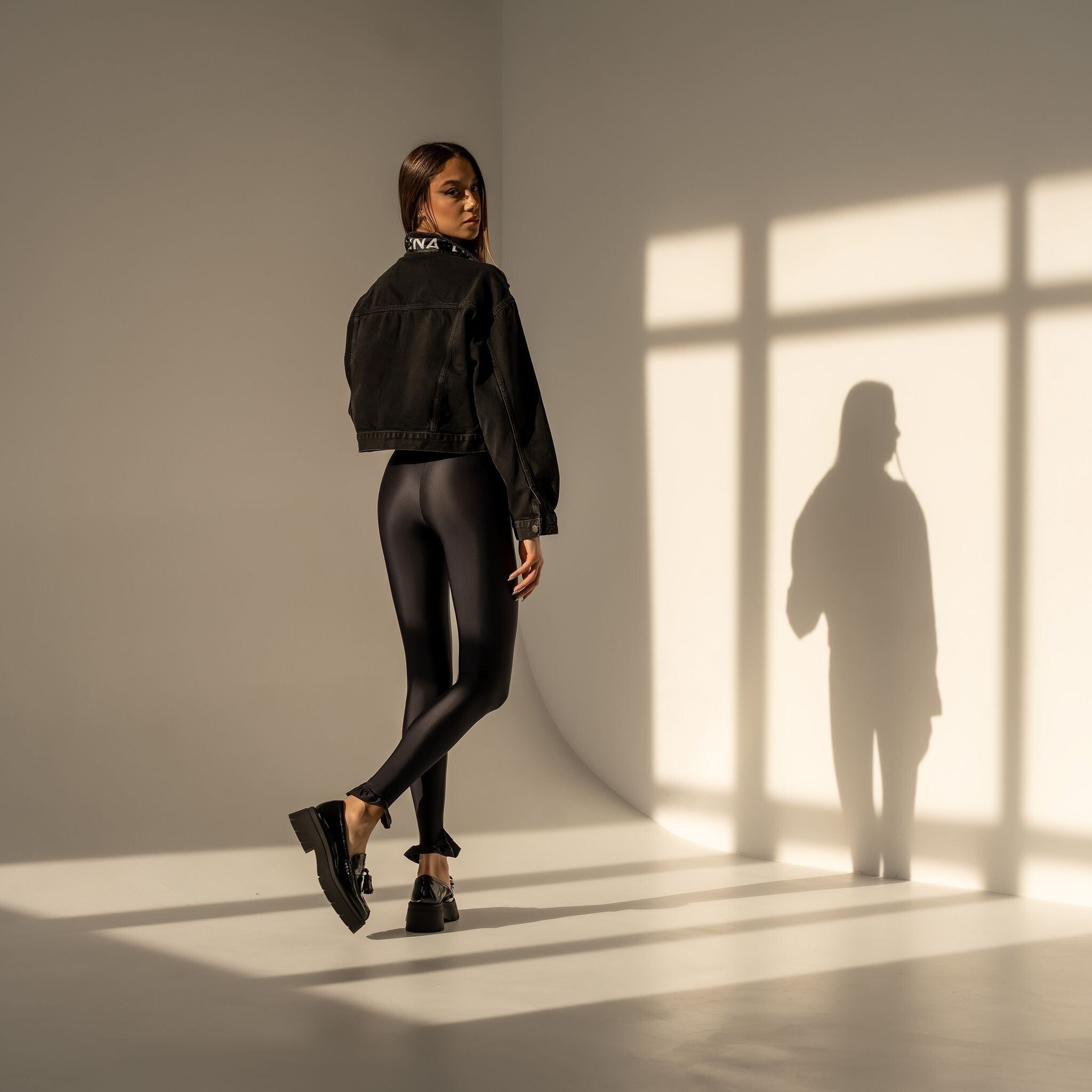 Colanti modelatori cu volan in talie No Name