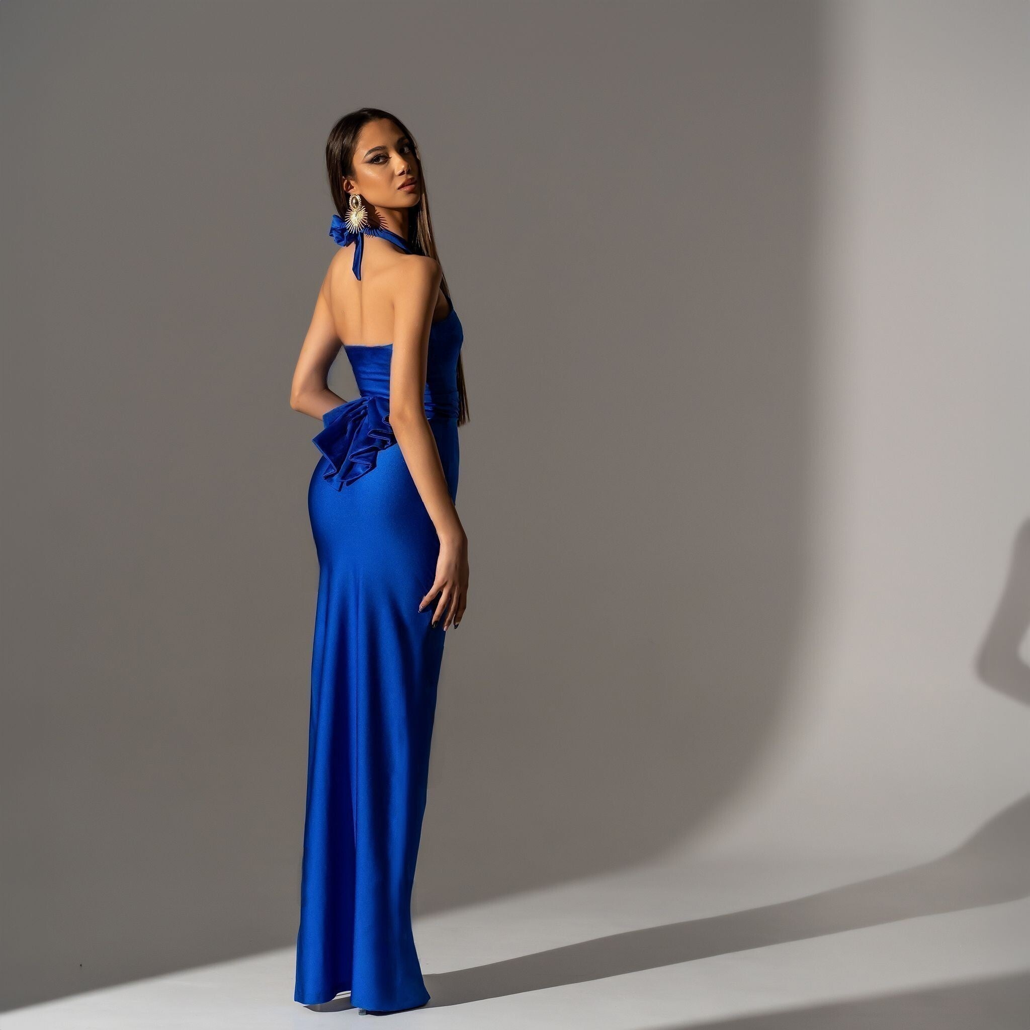 Rochie lunga din lycra albastra cu funda la spate Sky