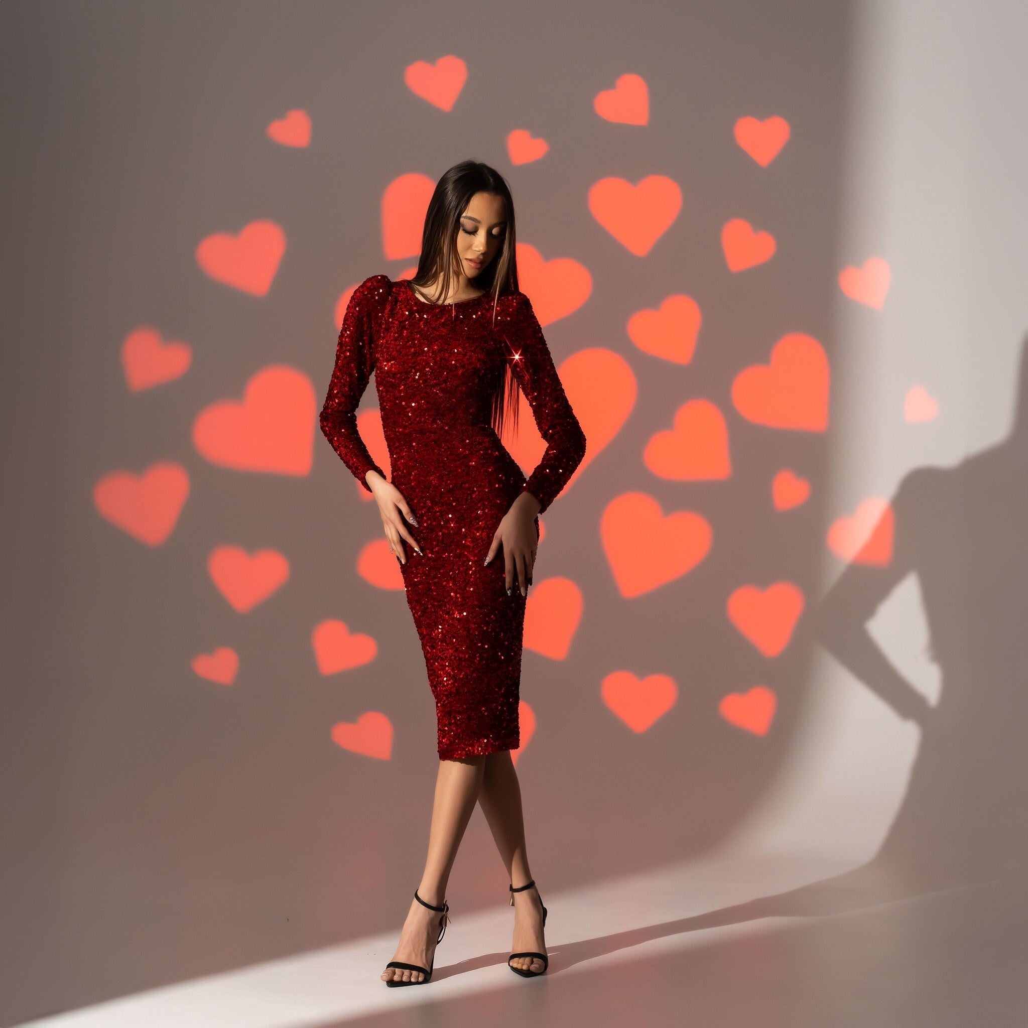 Rochie midi din paiete rosii cu maneca lunga New Revenge