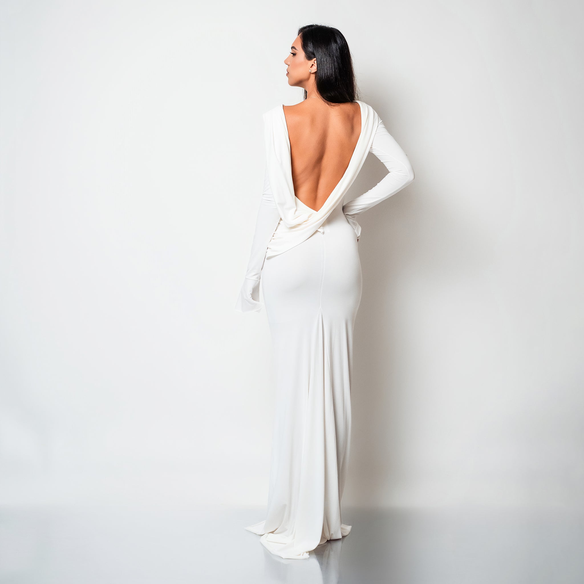 Rochie lunga neagra din bumbac de cocktail cu spatele gol si drapaje Luna