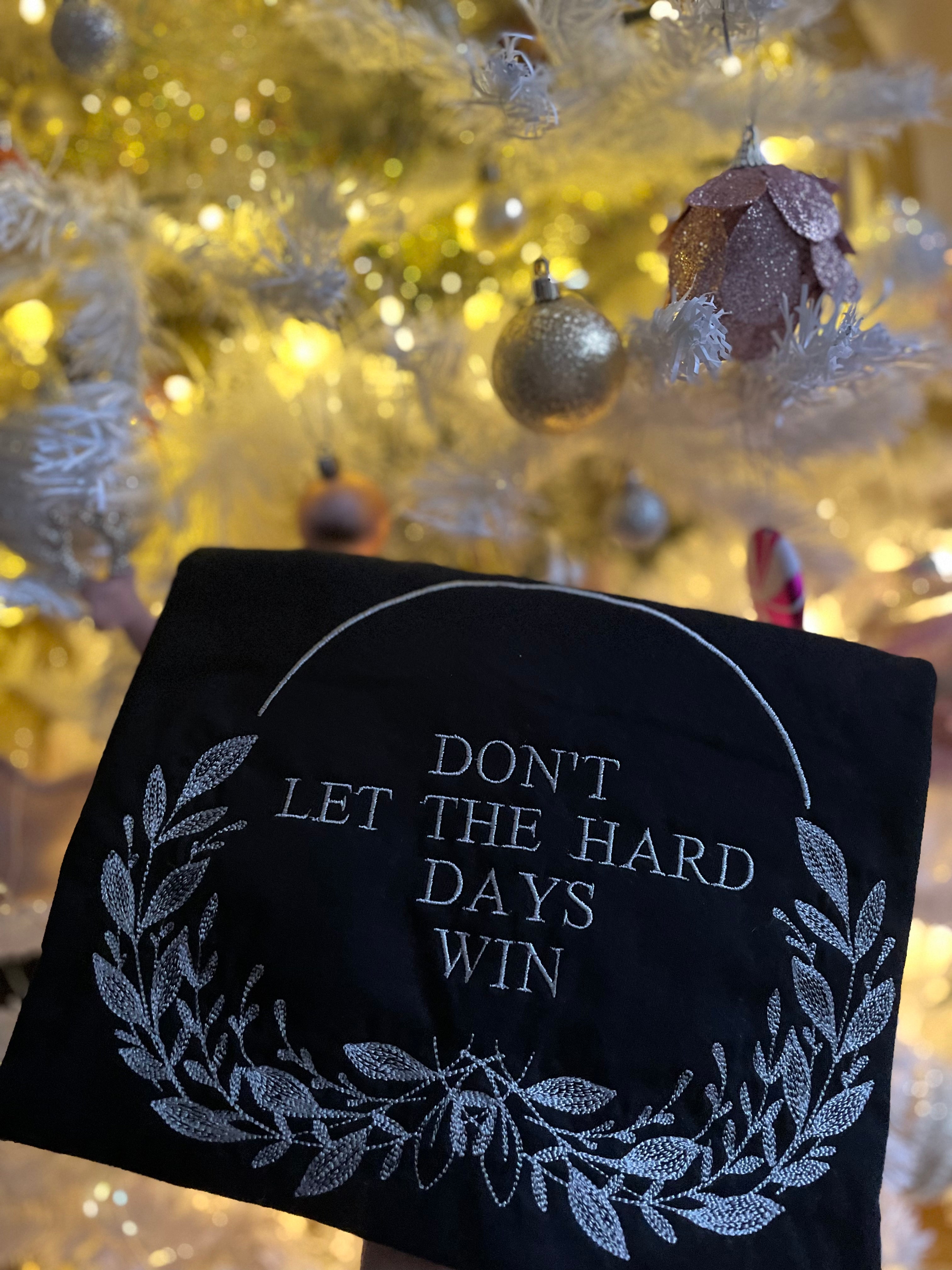 Hard days tricou ACOTAR