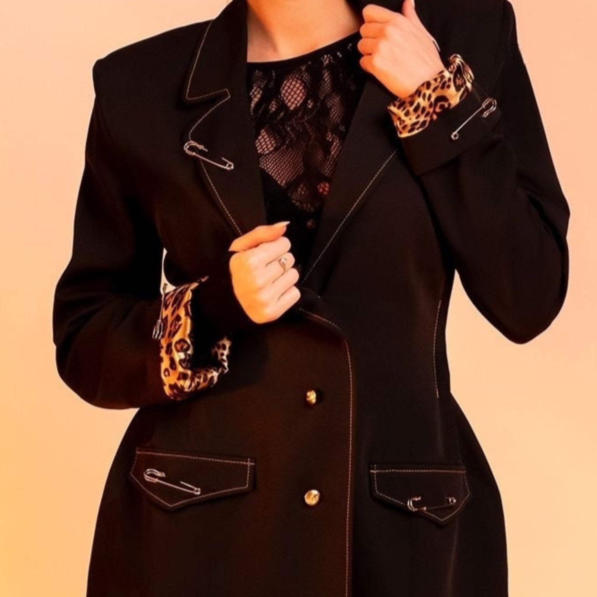 Sacou lung oversized cu talie marcata si umeri supradimensionati Rockstar