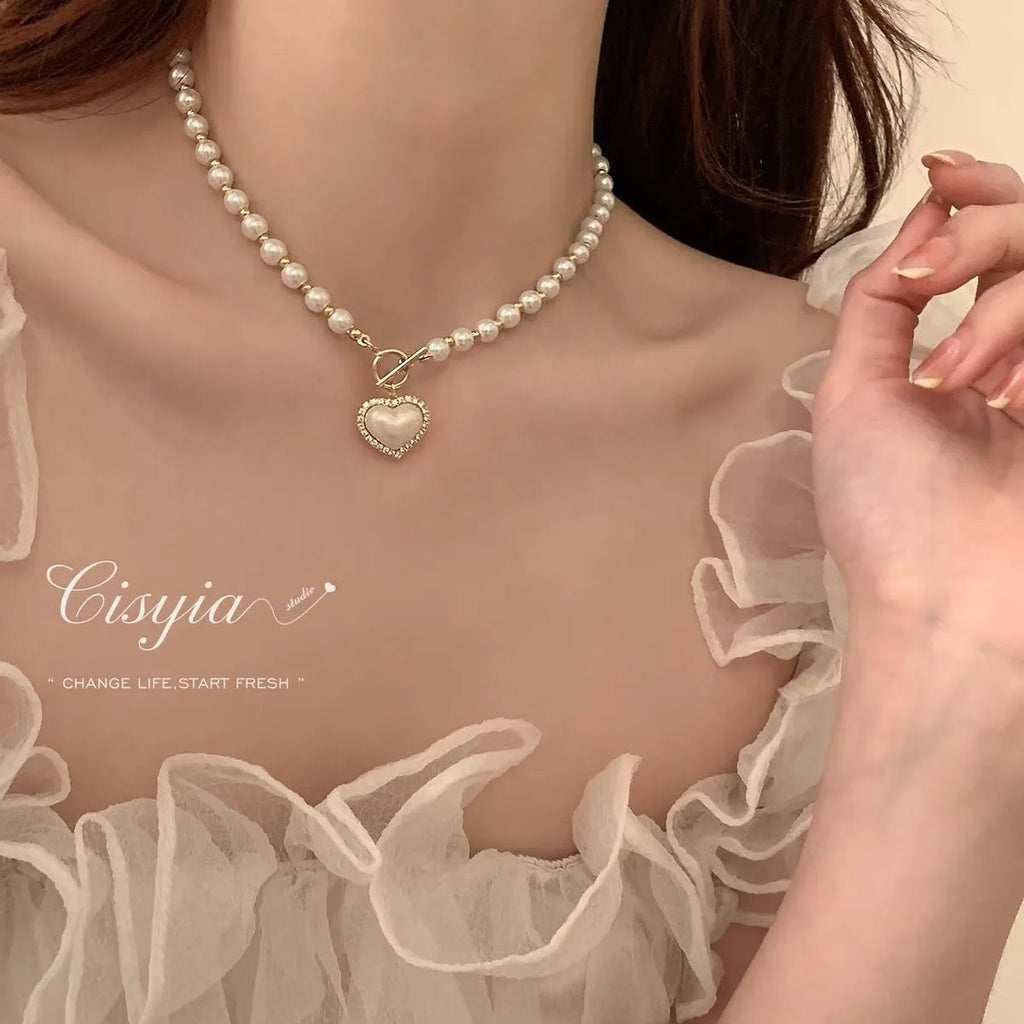 Elegant Pearl Necklace For Women Heart