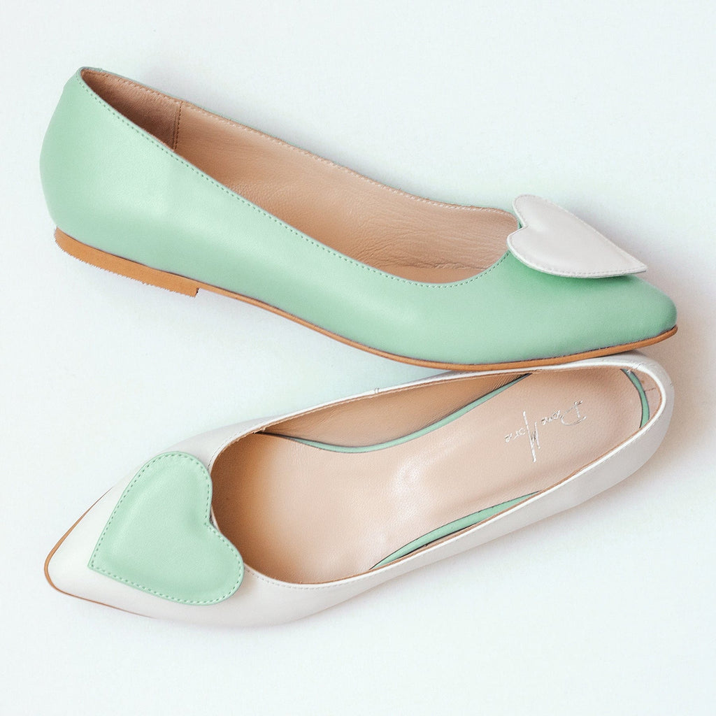 Balerini asimetrici din piele naturala alb cu menta Olive