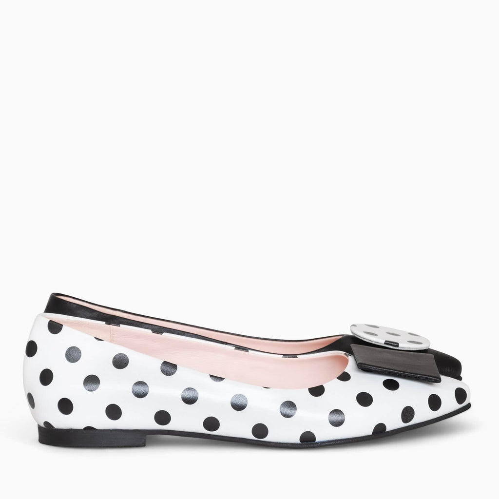 Balerini asimetrici din piele naturala alb cu negru Aiko