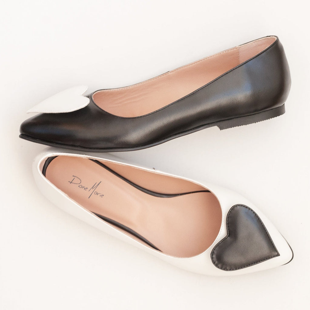 Balerini asimetrici din piele naturala alb cu negru Christina