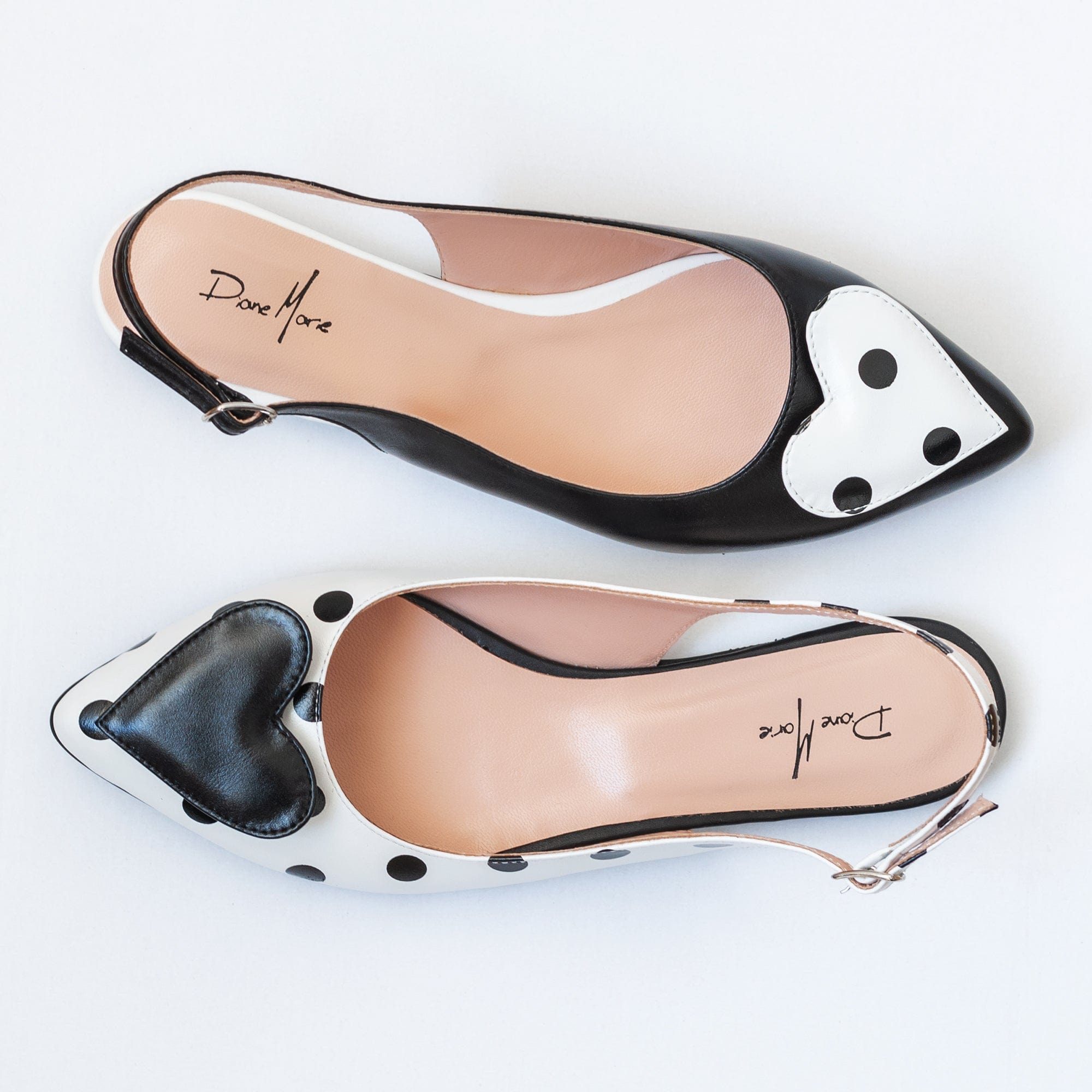 Balerini asimetrici din piele naturala alb cu negru Mika