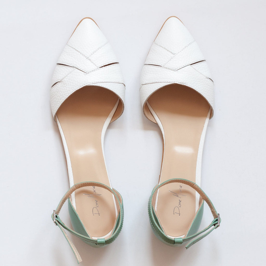 Balerini decupati din piele naturala alb cu vernil Zora