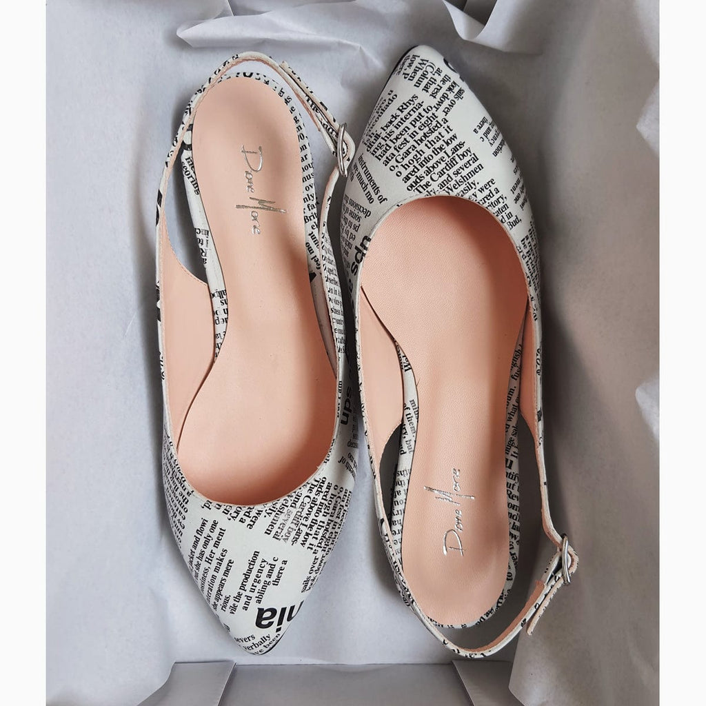 Balerini din piele naturala cu print ziar alb negru Colton