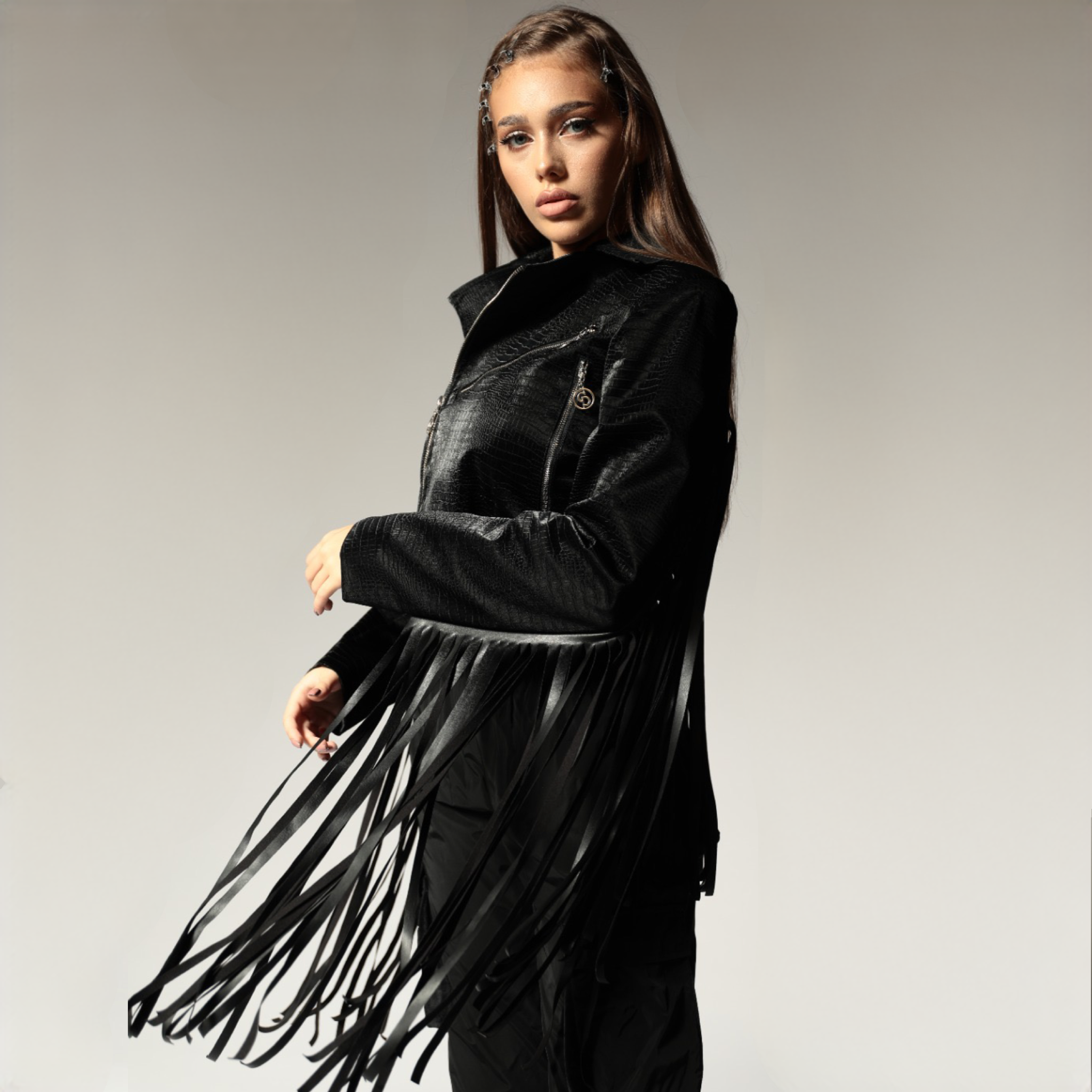 Geaca dama neagra din piele eco cu franjuri Wild West